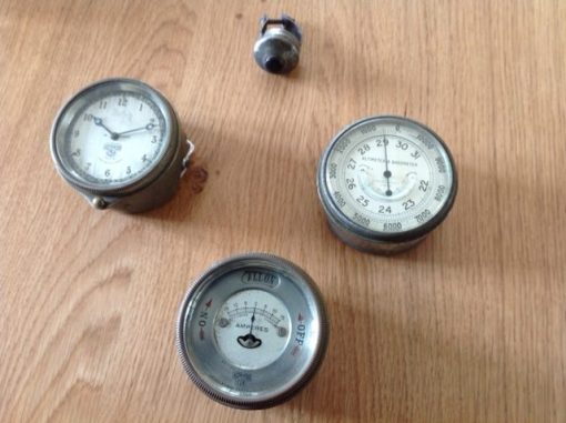 Smiths Vintage Instruments. Very Rare Anaroid, Ampmetre and Light Instrument & Clock